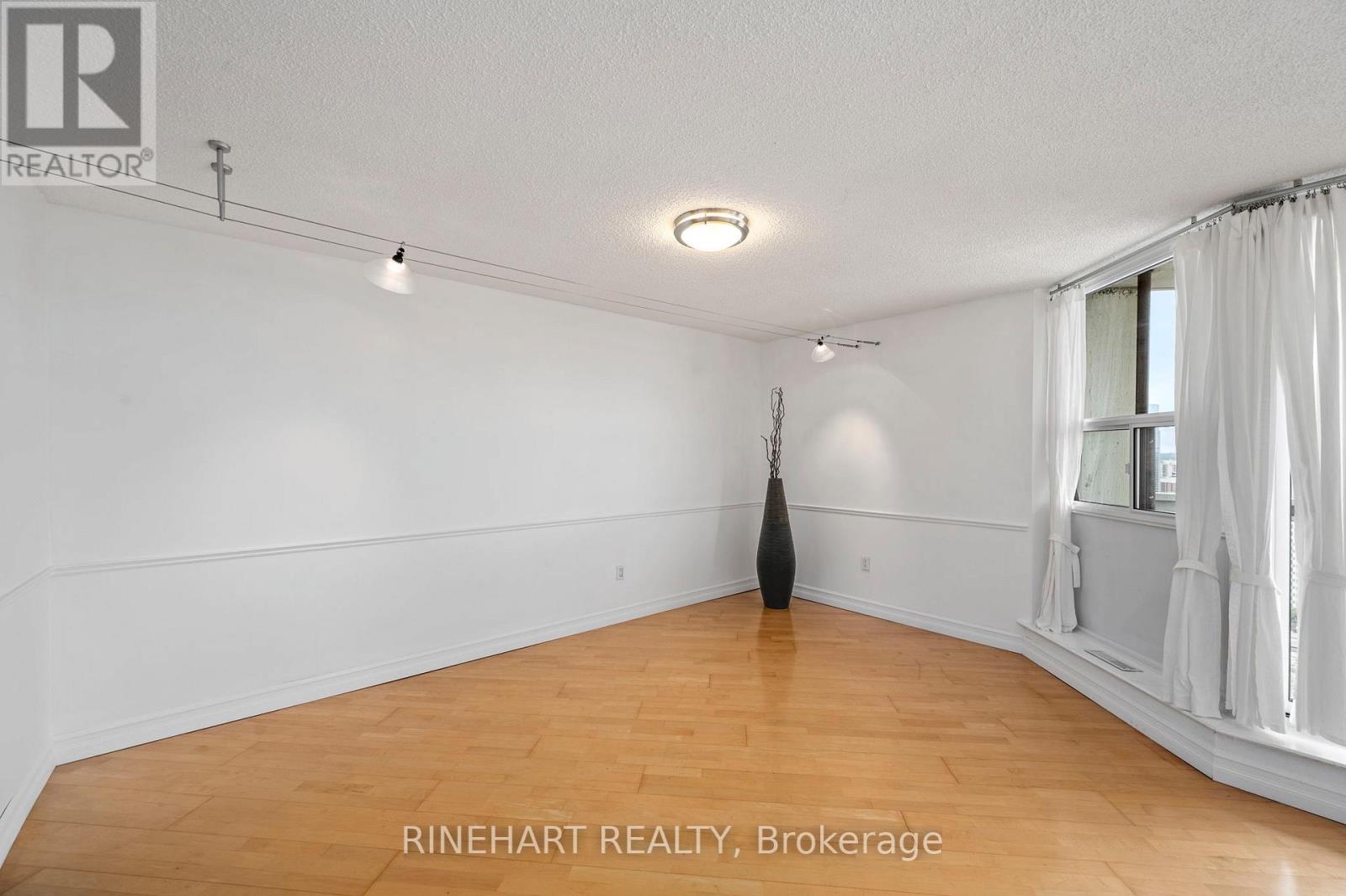 2701 - 363 Colborne Street, London East, Ontario  N6B 3N3 - Photo 12 - X13482966