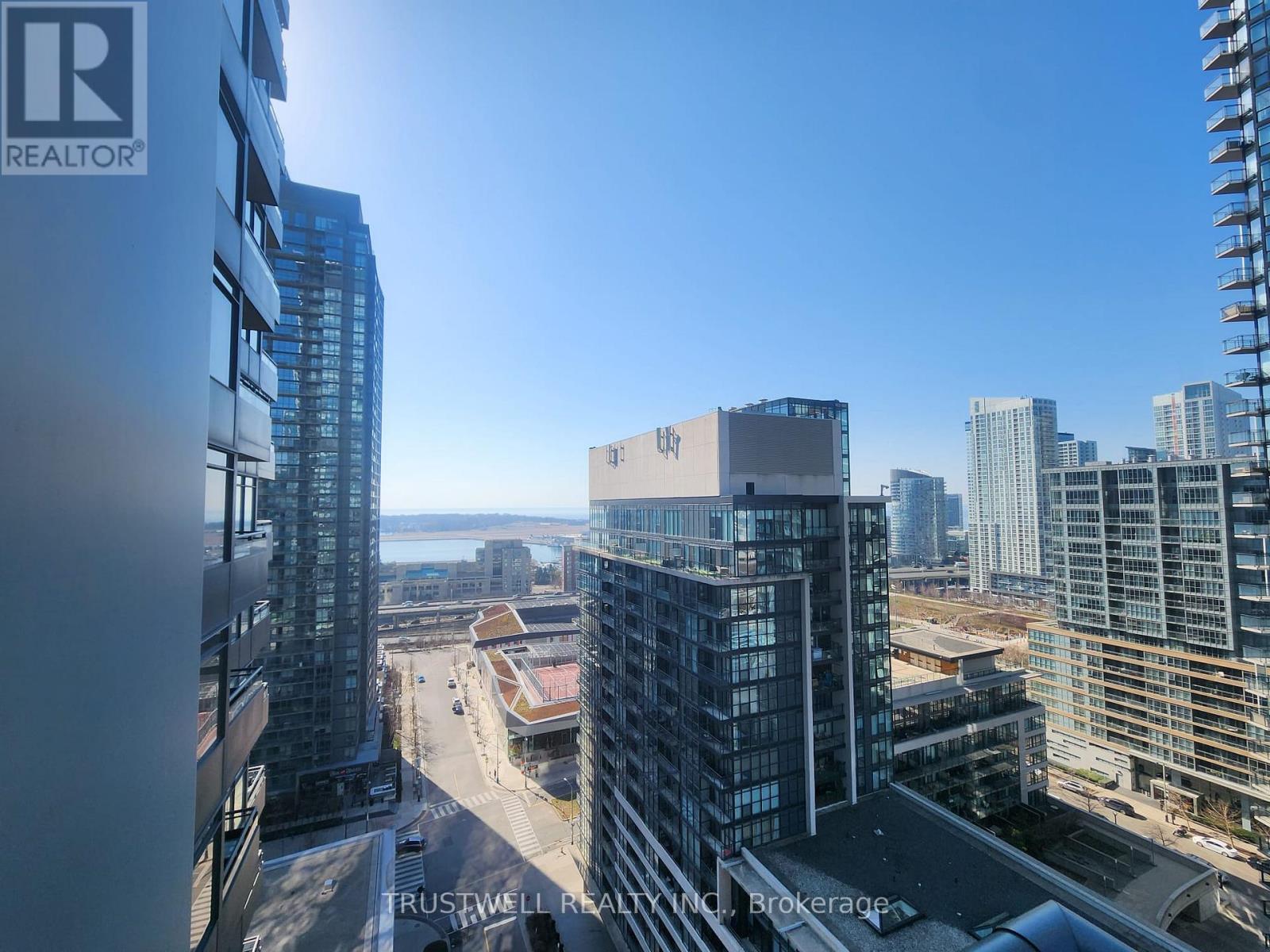 2212 - 25 TELEGRAM MEWS, Toronto, Ontario