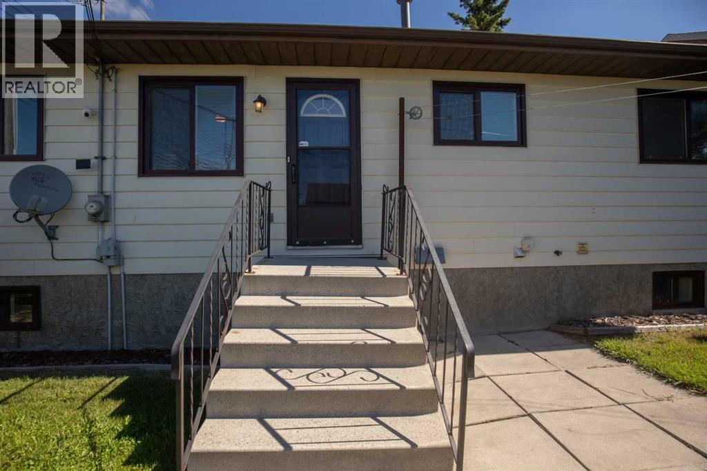 4833 49 Street, Olds, Alberta  T4H 1E3 - Photo 34 - A2323798
