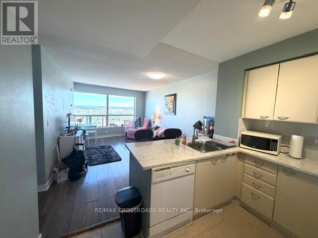 3212 - 38 Lee Centre Drive, Toronto, Ontario  M1H 3J7 - Photo 12 - E13483842