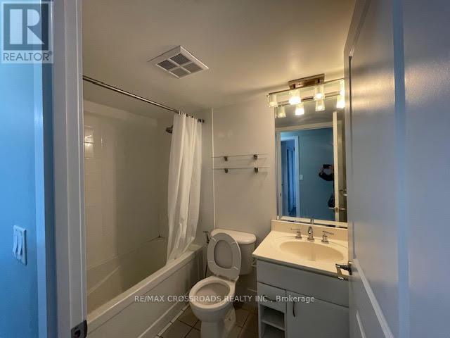 3212 - 38 Lee Centre Drive, Toronto, Ontario  M1H 3J7 - Photo 19 - E13483842