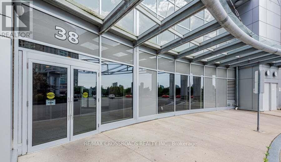 3212 - 38 Lee Centre Drive, Toronto, Ontario  M1H 3J7 - Photo 3 - E13483842