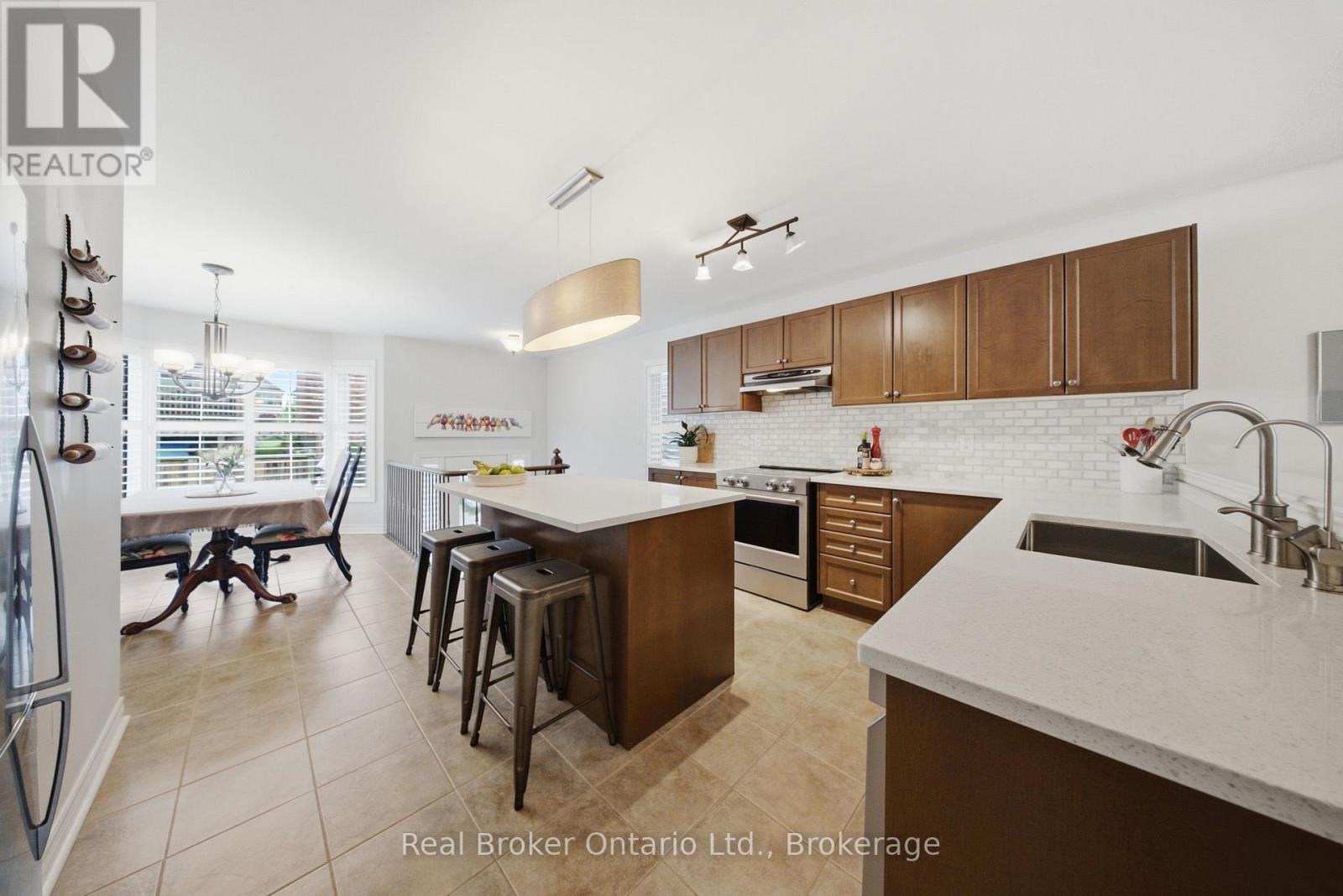 419 Rideau River Street, Waterloo, Ontario  N2V 2Y4 - Photo 7 - X13483494