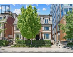 TH2 - 288 ST CLAIR AVENUE W, Toronto, Ontario