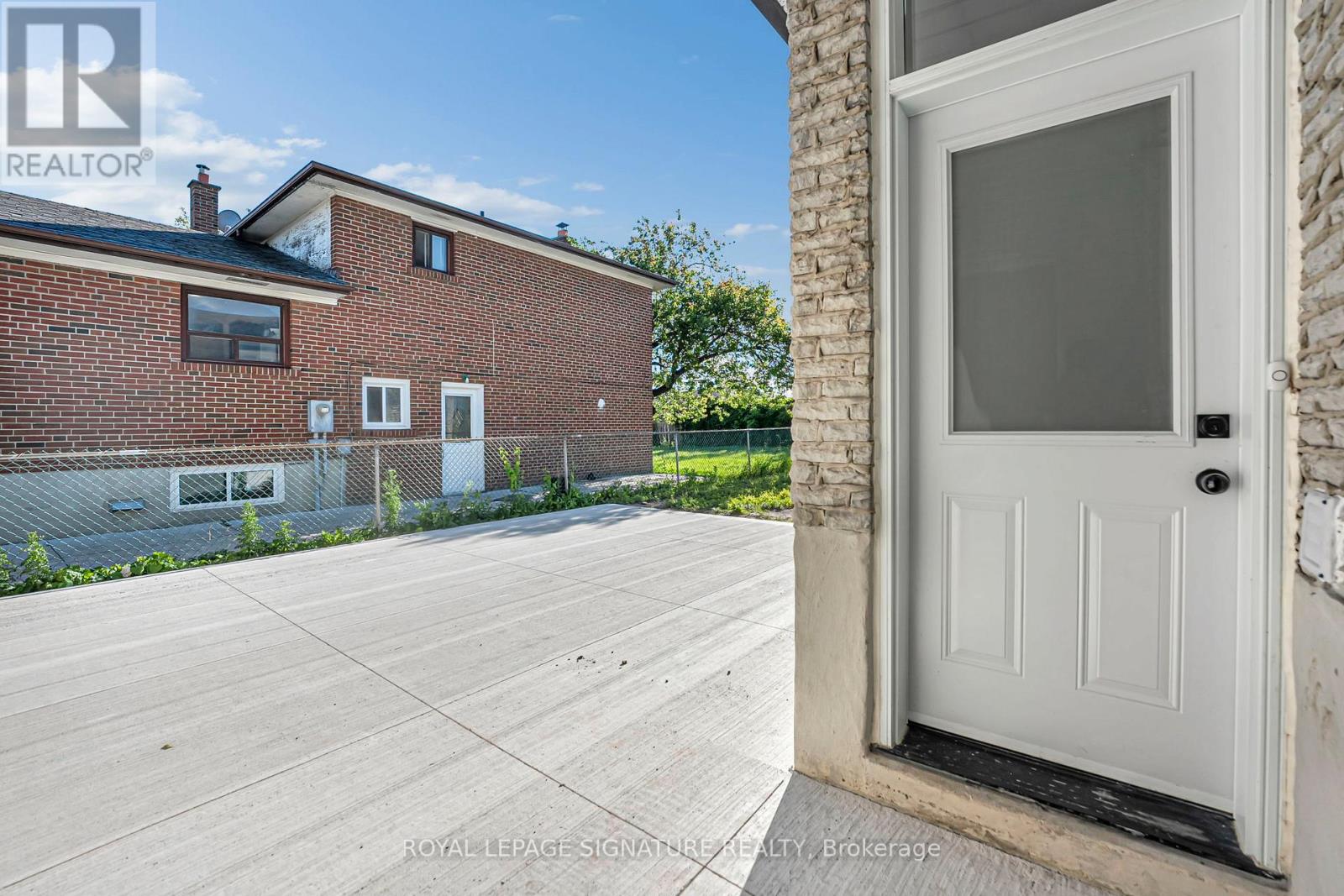 3263 Morning Star Drive, Mississauga, Ontario  L4T 1X6 - Photo 42 - W13476628
