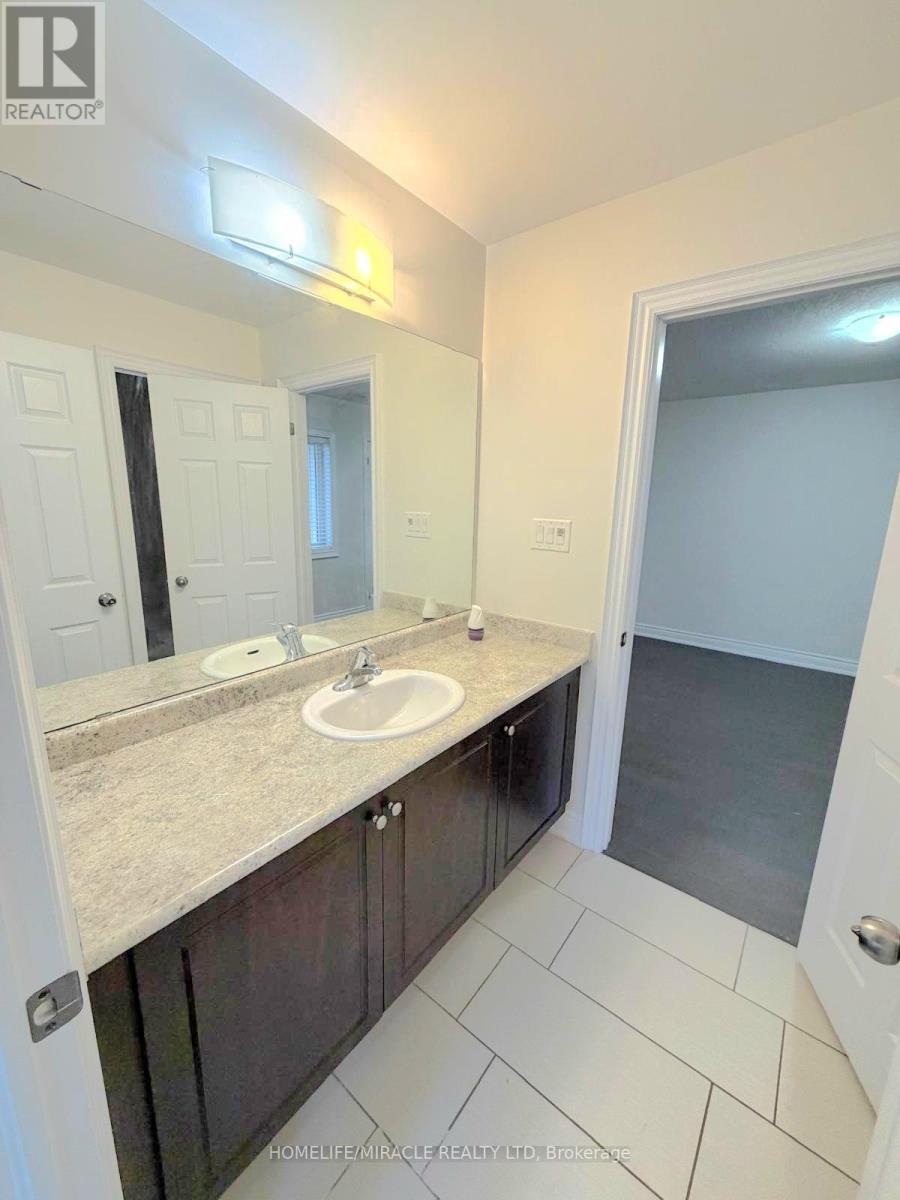 8054 Buckeye Crescent, Niagara Falls, Ontario  L2H 0N9 - Photo 10 - X13469864
