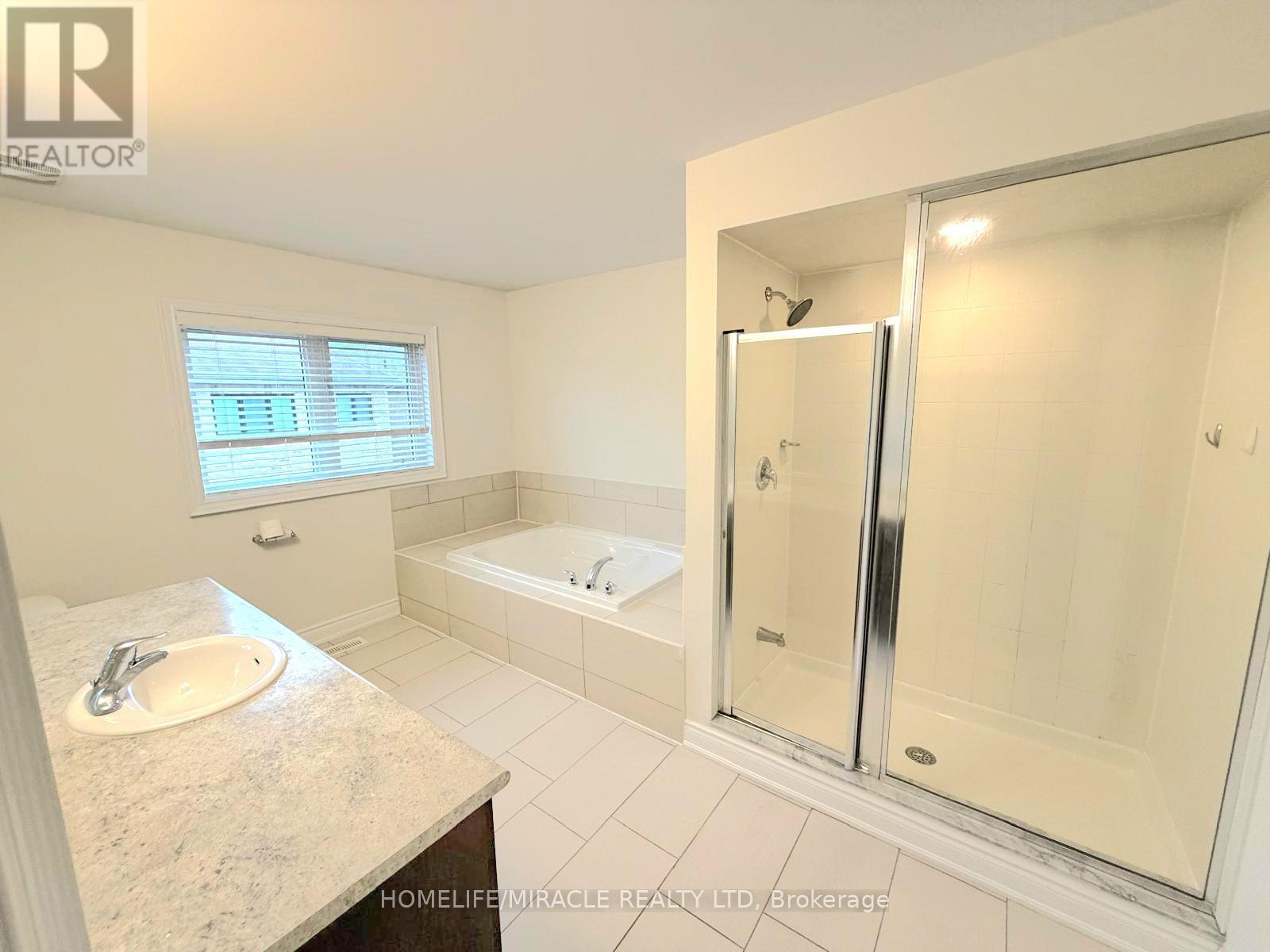 8054 Buckeye Crescent, Niagara Falls, Ontario  L2H 0N9 - Photo 16 - X13469864