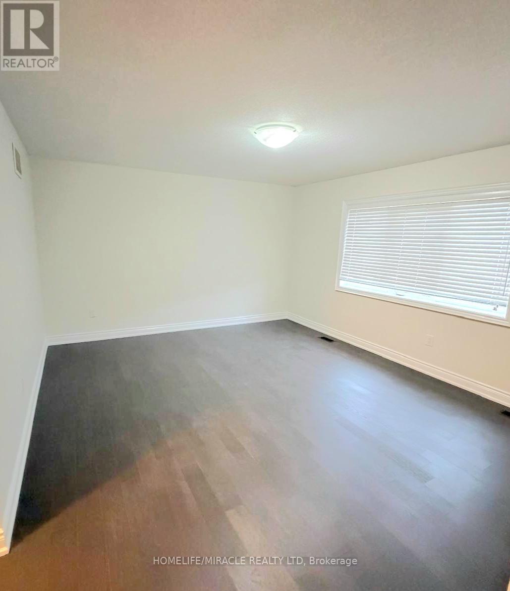 8054 Buckeye Crescent, Niagara Falls, Ontario  L2H 0N9 - Photo 4 - X13469864