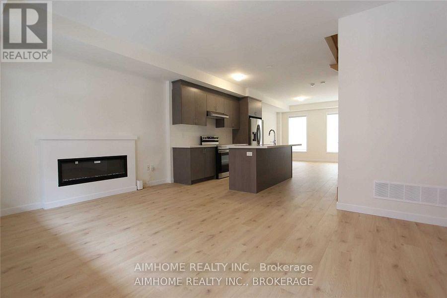 39 Seacoasts Circle, Vaughan, Ontario  L6A 5B8 - Photo 10 - N13483866