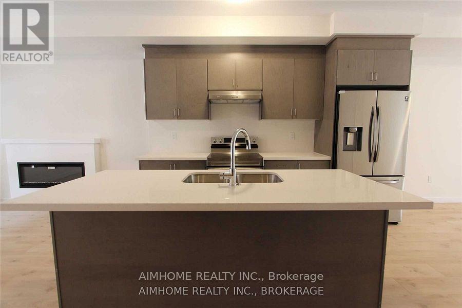 39 Seacoasts Circle, Vaughan, Ontario  L6A 5B8 - Photo 7 - N13483866