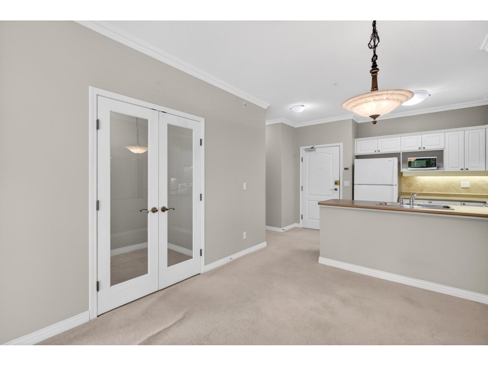 201 1685 152a Street, Surrey, British Columbia  V4A 9Y1 - Photo 14 - R3118156