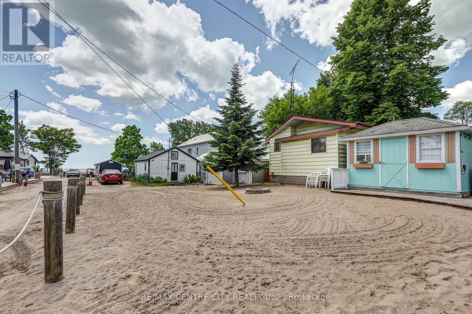 D - 444d Edith Cavell Boulevard, Central Elgin, Ontario  N5L 1G9 - Photo 12 - X13484252