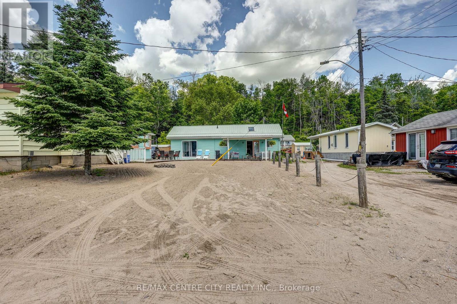 D - 444d Edith Cavell Boulevard, Central Elgin, Ontario  N5L 1G9 - Photo 14 - X13484252
