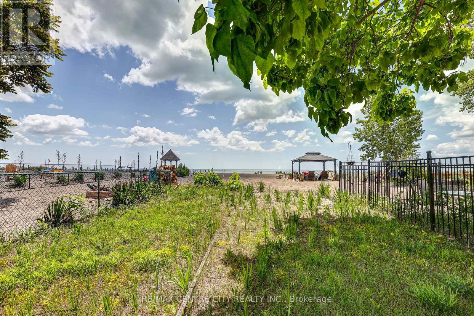 D - 444d Edith Cavell Boulevard, Central Elgin, Ontario  N5L 1G9 - Photo 15 - X13484252