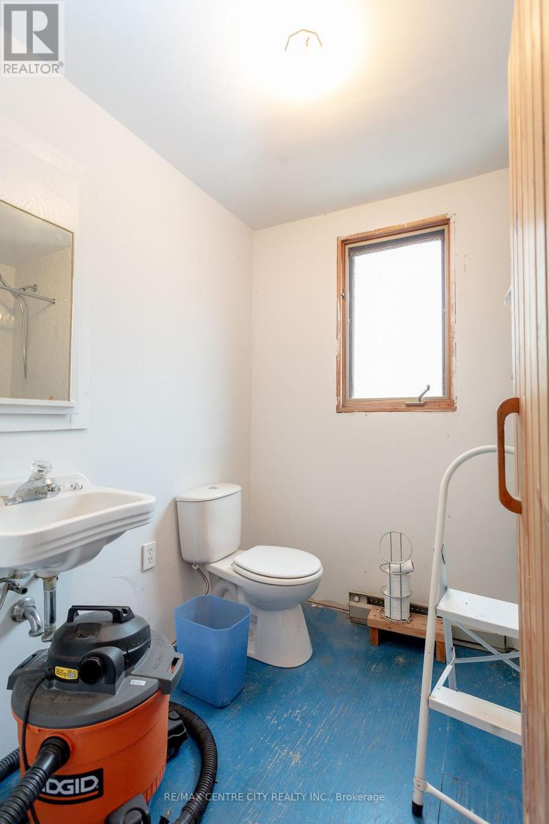 D - 444d Edith Cavell Boulevard, Central Elgin, Ontario  N5L 1G9 - Photo 38 - X13484252