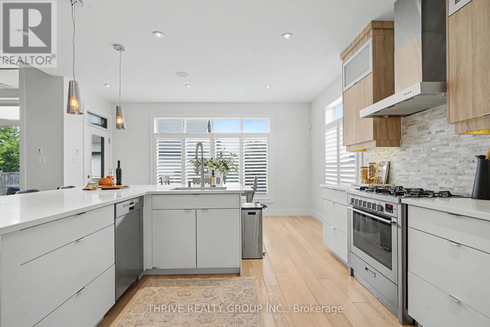 6537 Old Garrison Boulevard, London South (South V), Ontario  N6P 0A8 - Photo 13 - X13484300