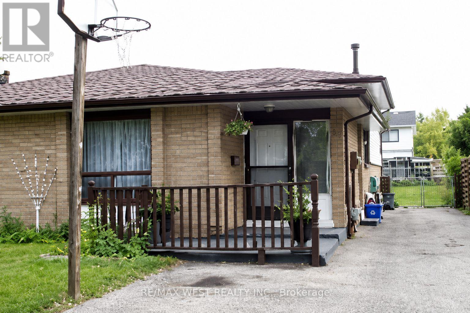 UPPER - 11 TINDALE ROAD, Brampton, Ontario