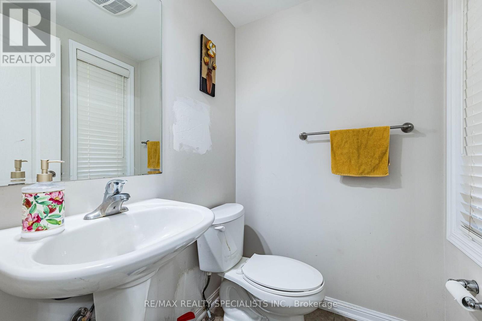 47 Robert Parkinson Drive, Brampton, Ontario  L7A 0Y2 - Photo 6 - W13483890