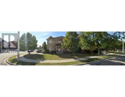 95 TRIPLE CROWN AVENUE, Toronto, Ontario