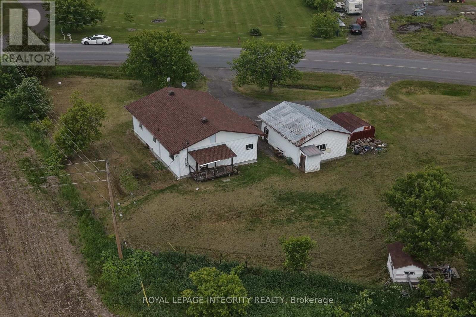3156 Old Highway 17 Road, Clarence-Rockland, Ontario K4K 1W3 - Photo 43 - X13484146