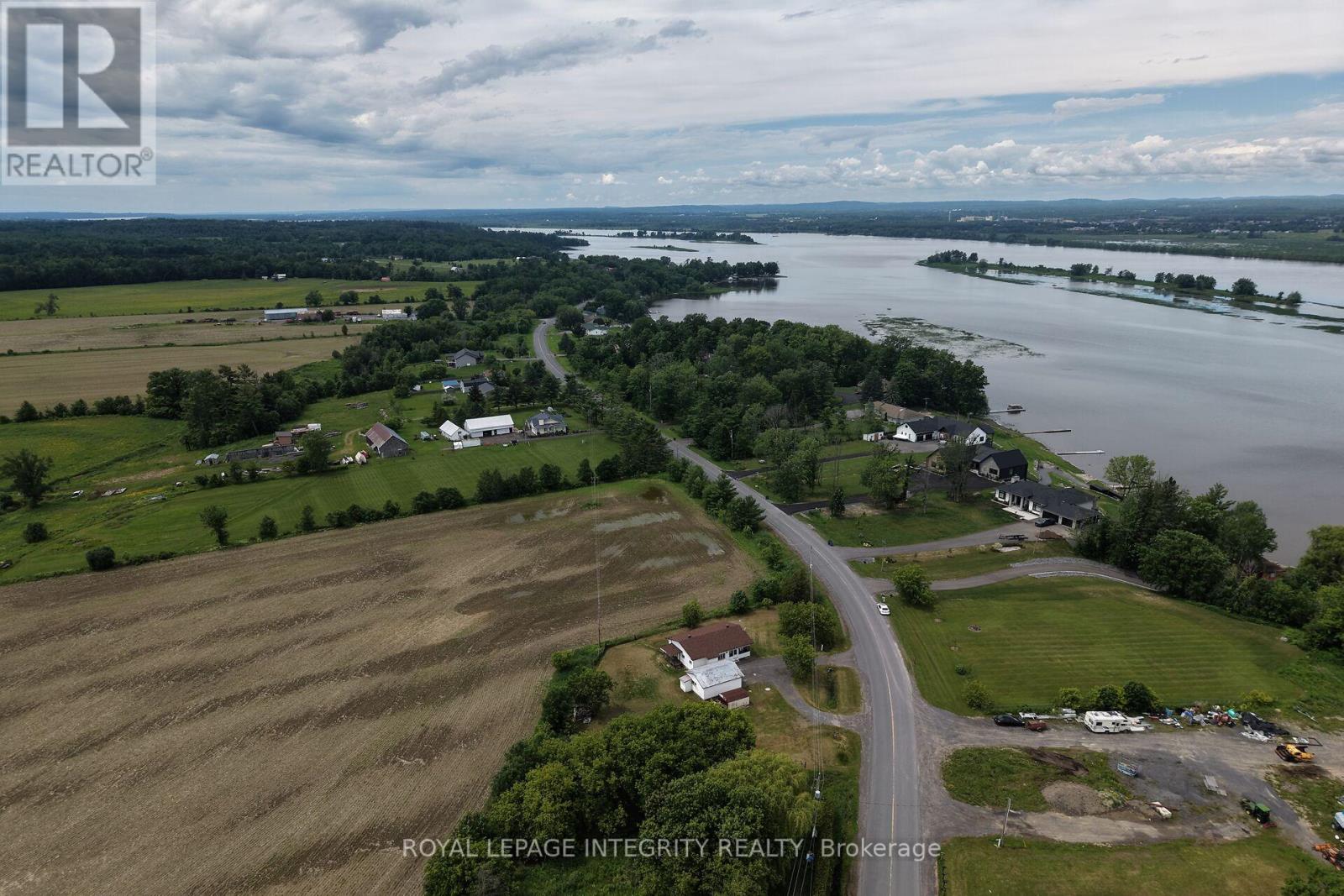 3156 Old Highway 17 Road, Clarence-Rockland, Ontario K4K 1W3 - Photo 50 - X13484146