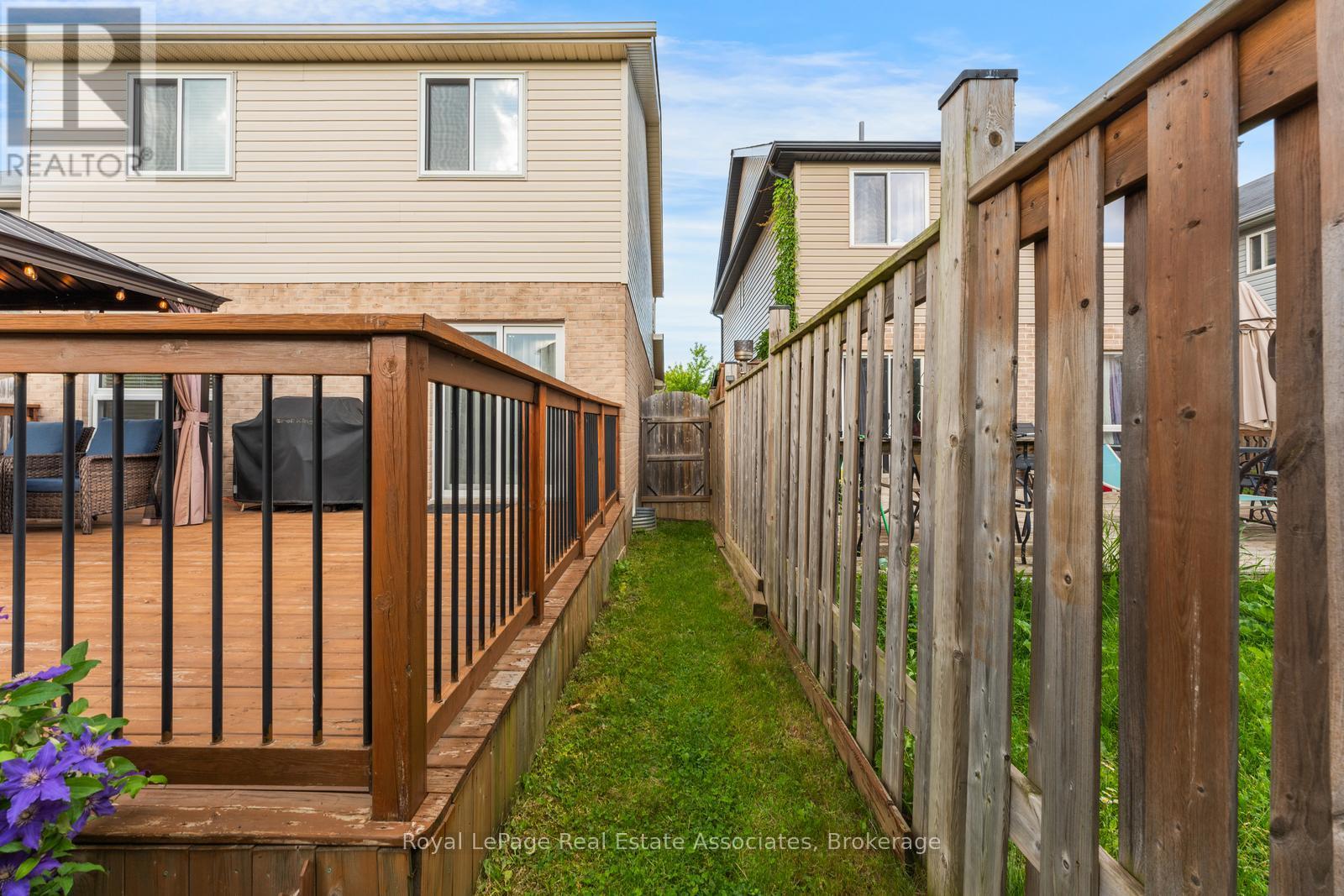1361 Old Zeller Drive, Kitchener, Ontario  N2A 0C6 - Photo 37 - X13483844