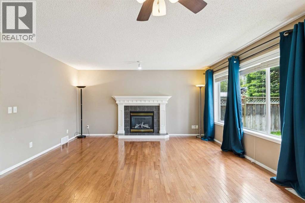 36 Valley Stream Close NW, Calgary, Alberta  T3B 5V7 - Photo 17 - A2323534