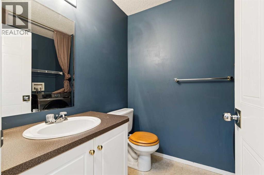 36 Valley Stream Close NW, Calgary, Alberta  T3B 5V7 - Photo 21 - A2323534