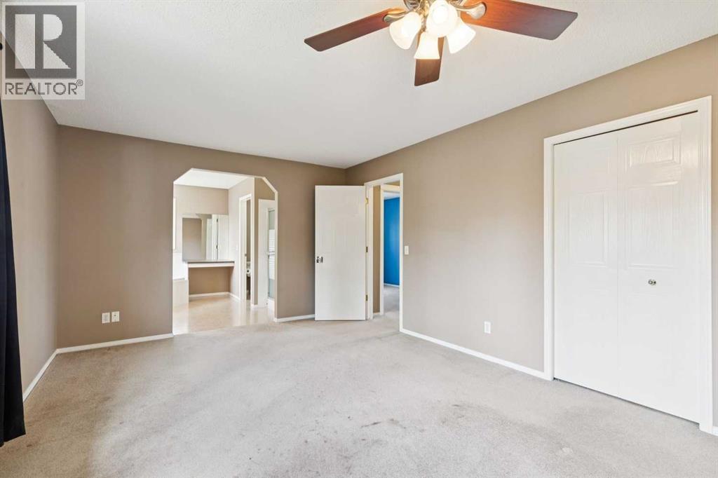 36 Valley Stream Close NW, Calgary, Alberta  T3B 5V7 - Photo 25 - A2323534