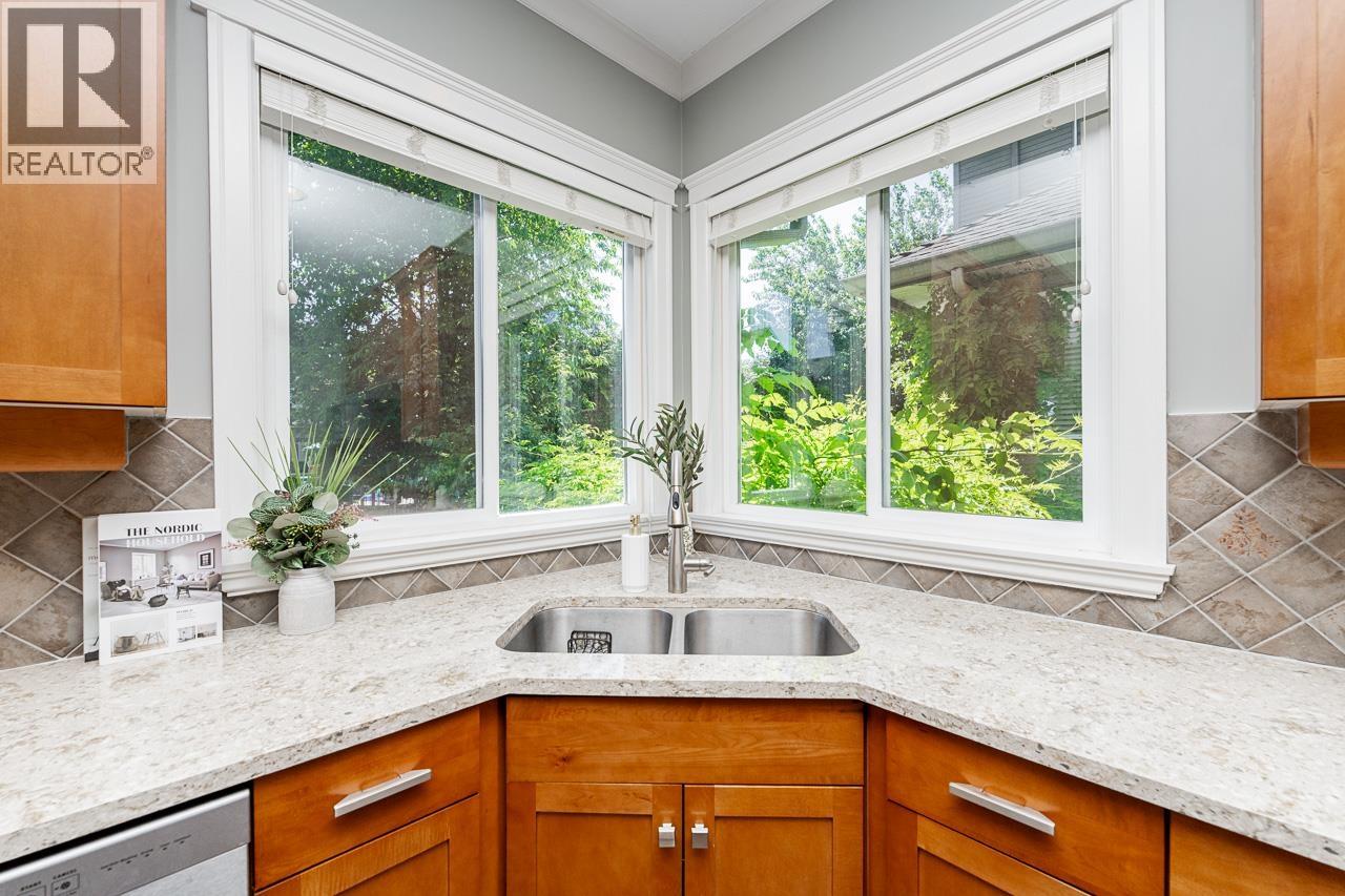 11208 Bonson Road, Pitt Meadows, British Columbia  V3Y 2V3 - Photo 10 - R3139418