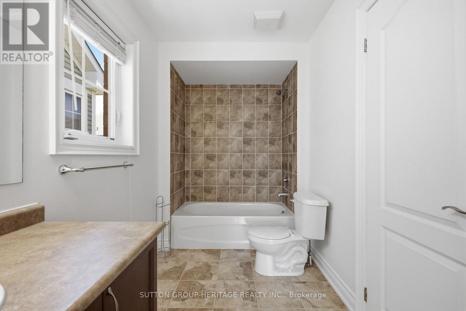58 Gerry Ravary Place, Whitby, Ontario  L1M 0J1 - Photo 20 - E13484190