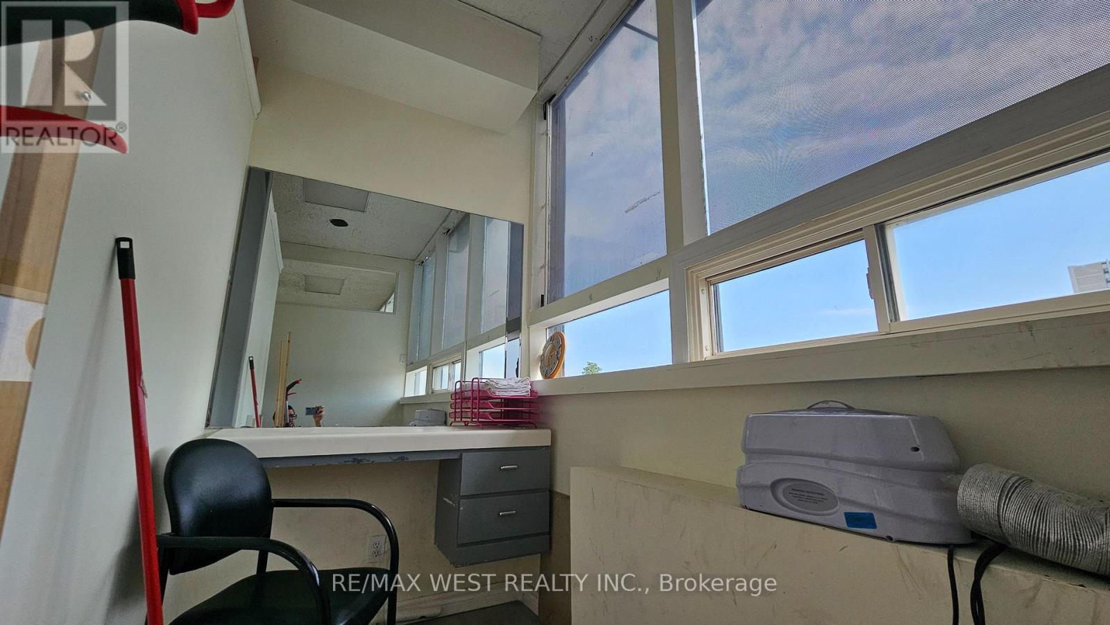202 - 174 Harwood Avenue, Ajax (South West), Ontario  L1S 2H6 - Photo 7 - E13484260