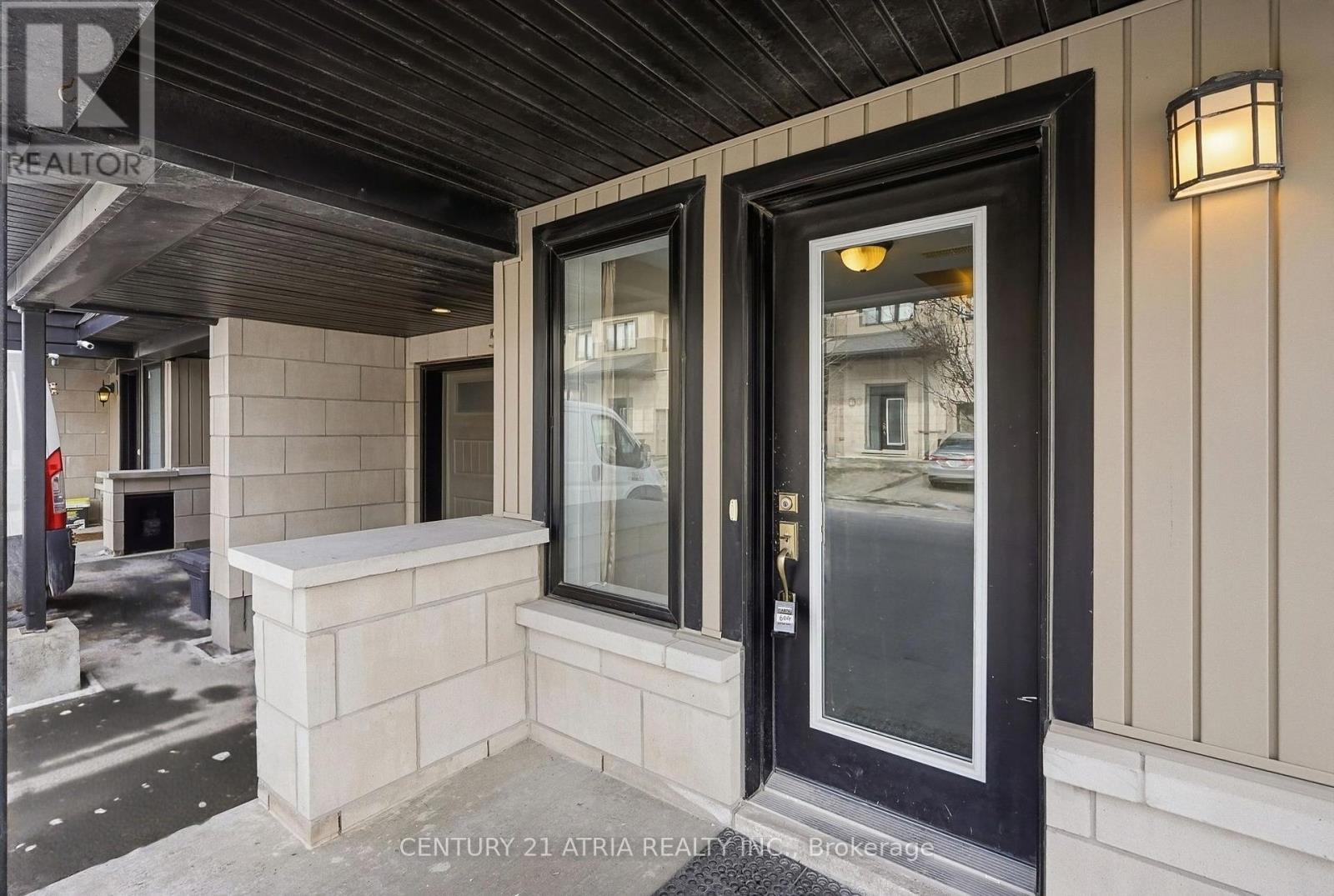 502 Radiant Private, Ottawa, Ontario  K2M 0M9 - Photo 2 - X13437762