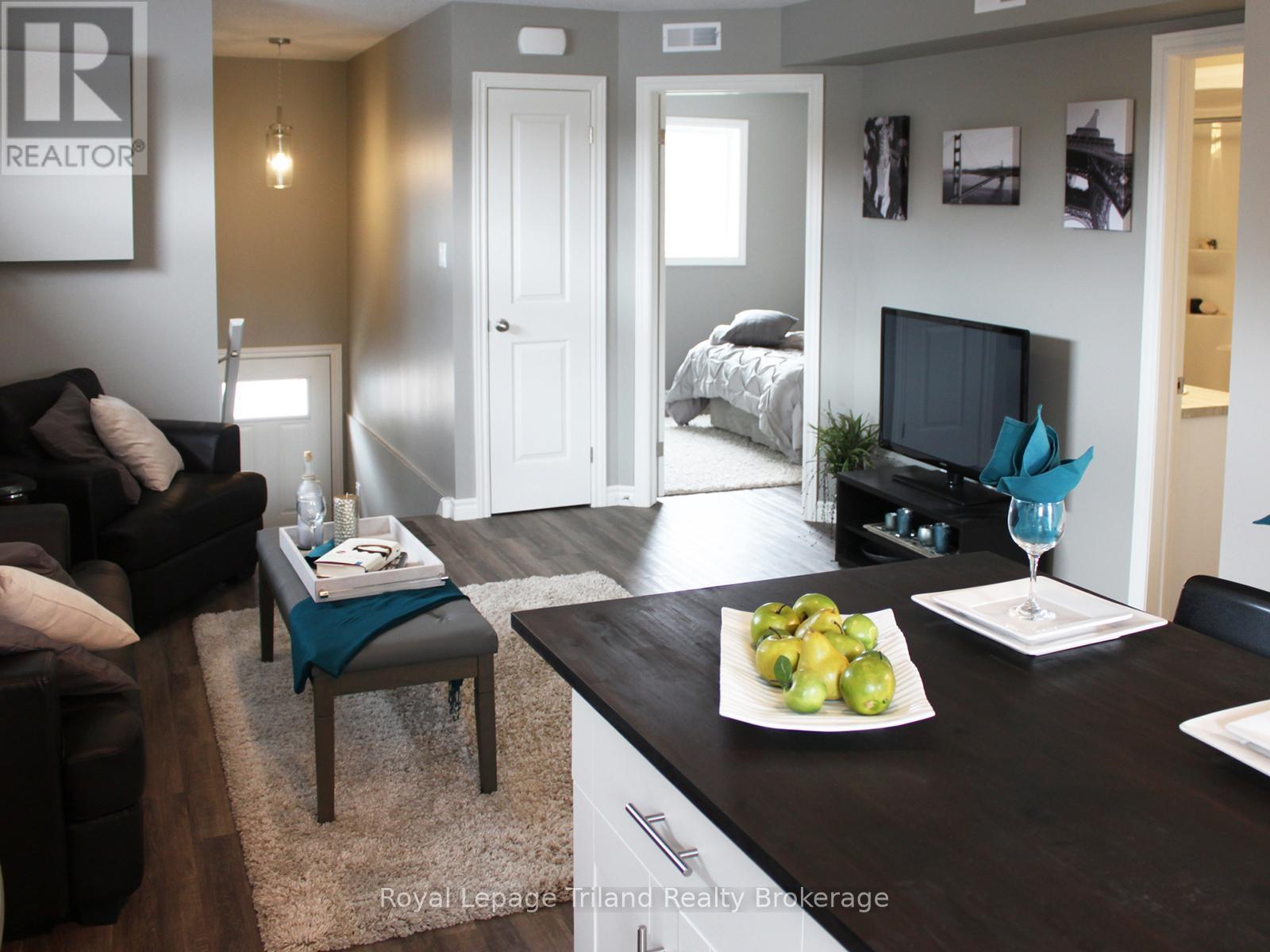 2 - 673 Adelaide Street, Woodstock, Ontario  N4S 4C2 - Photo 6 - X13484162