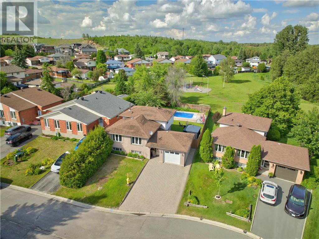 34 Cherrywood Crescent, Sudbury, Ontario  P3B 3Z8 - Photo 4 - 2128743