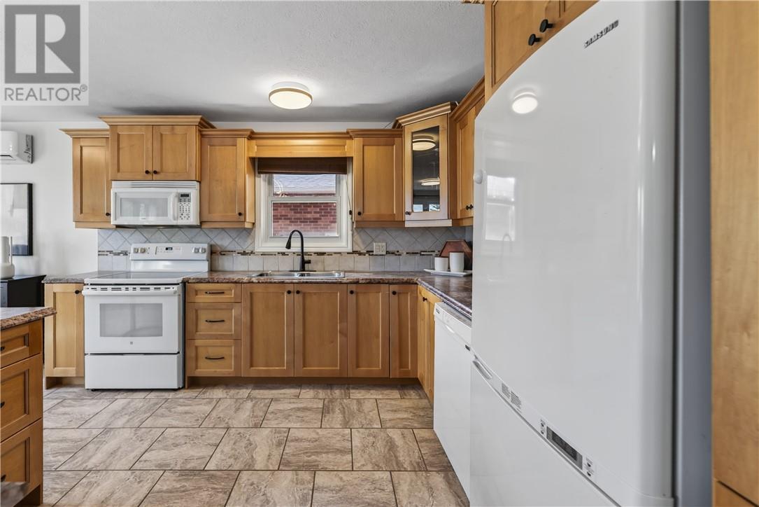 34 Cherrywood Crescent, Sudbury, Ontario  P3B 3Z8 - Photo 6 - 2128743