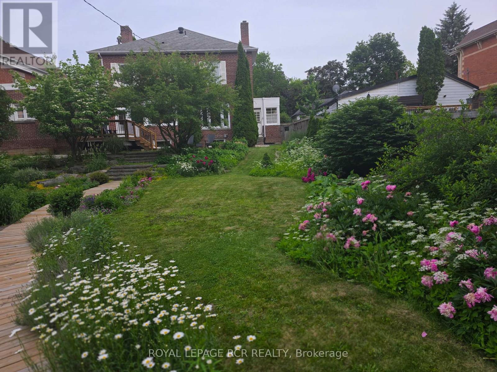 17 First Avenue, Orangeville, Ontario  L9W 1H7 - Photo 3 - W13483036