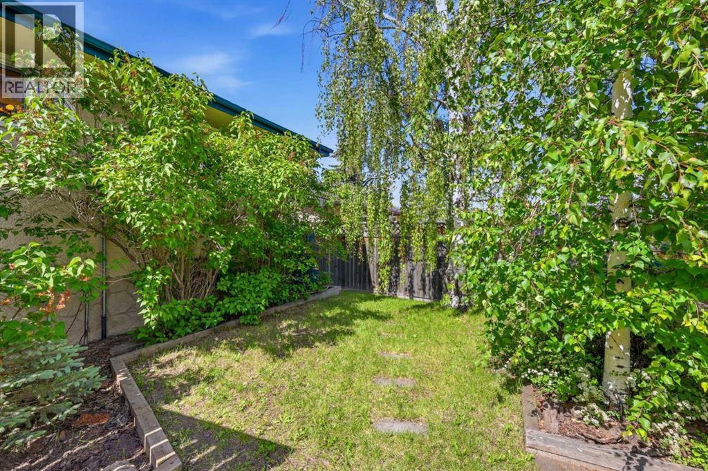 1251 Hunterquay Hill Nw, Calgary, Alberta  T2K 4T3 - Photo 35 - A2322995