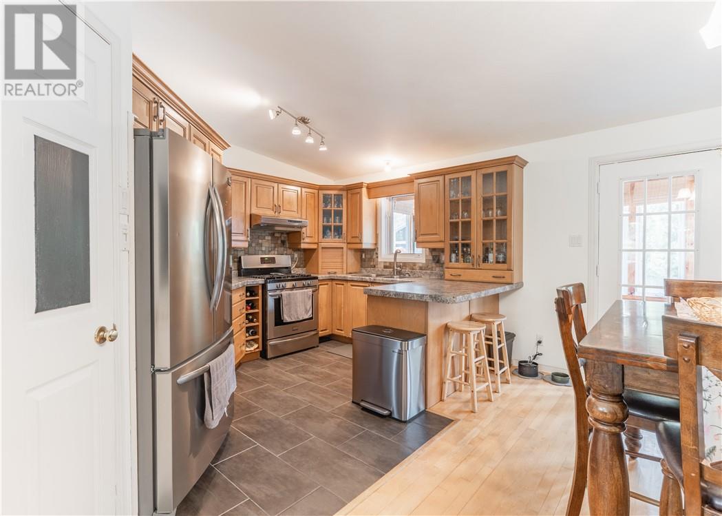 4417 Chenier Street, Hanmer, Ontario  P3P 1L9 - Photo 10 - 2128766