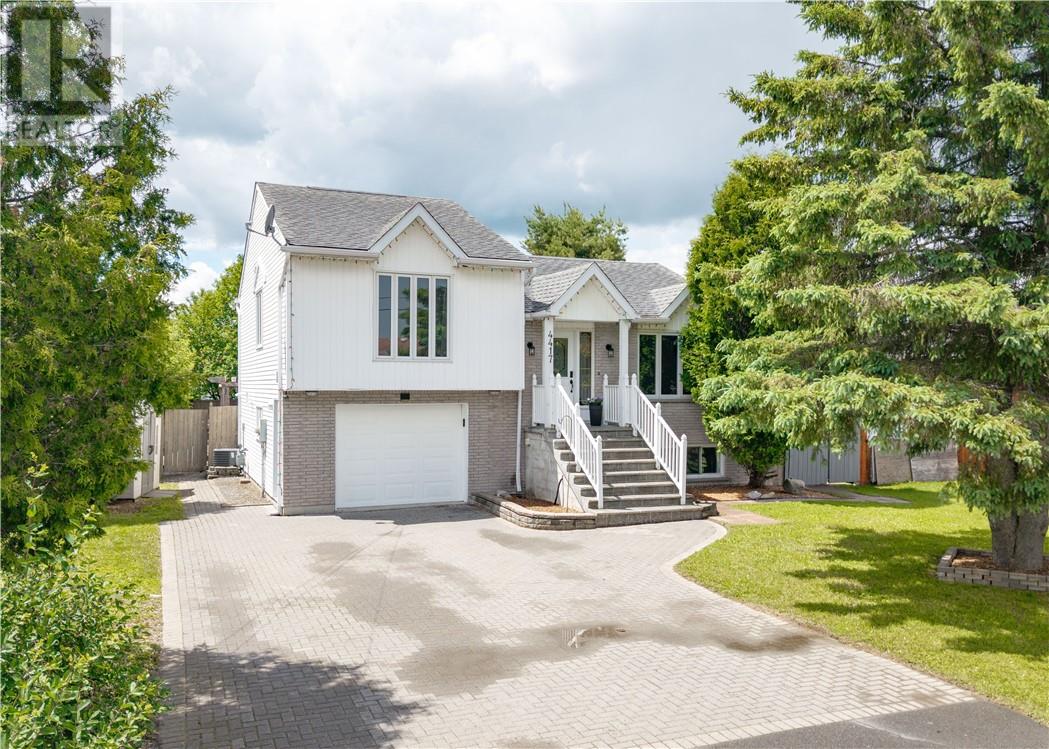 4417 Chenier Street, Hanmer, Ontario  P3P 1L9 - Photo 2 - 2128766