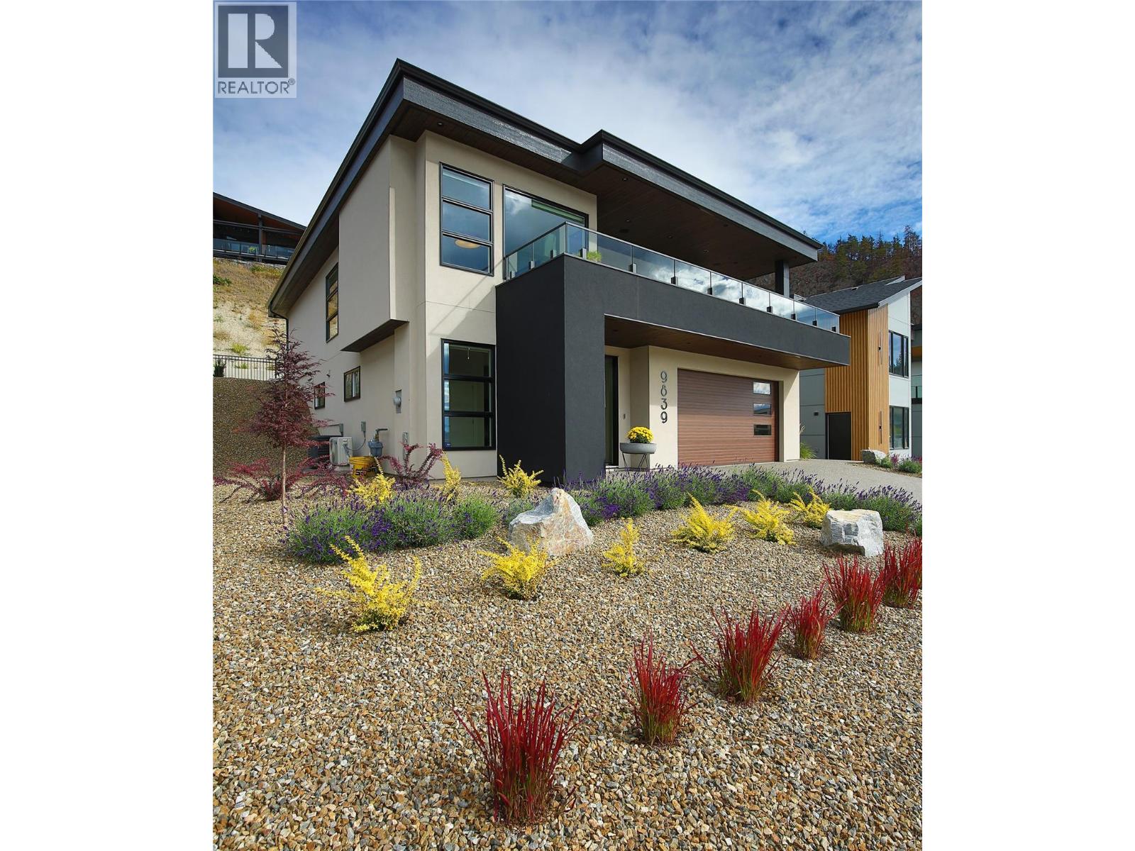 9839 Beacon Hill Crescent, Lake Country, British Columbia  V4V 0A9 - Photo 3 - 10392284