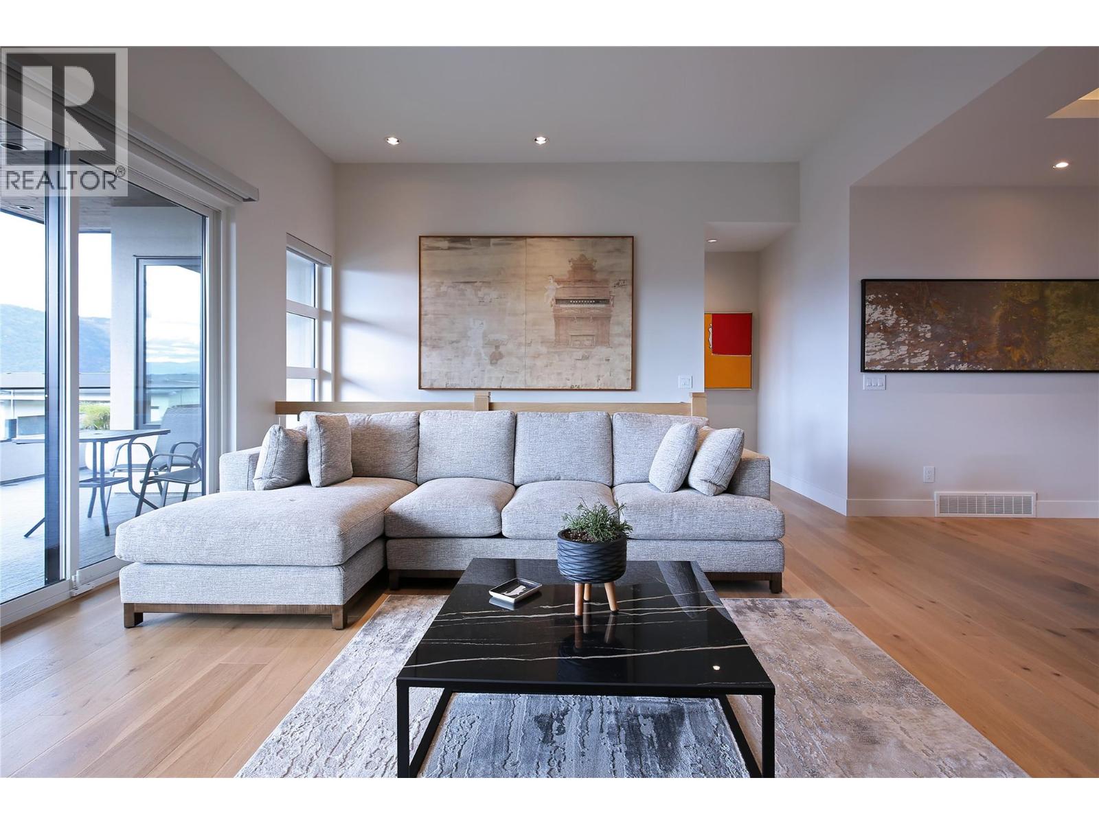 9839 Beacon Hill Crescent, Lake Country, British Columbia  V4V 0A9 - Photo 12 - 10392284