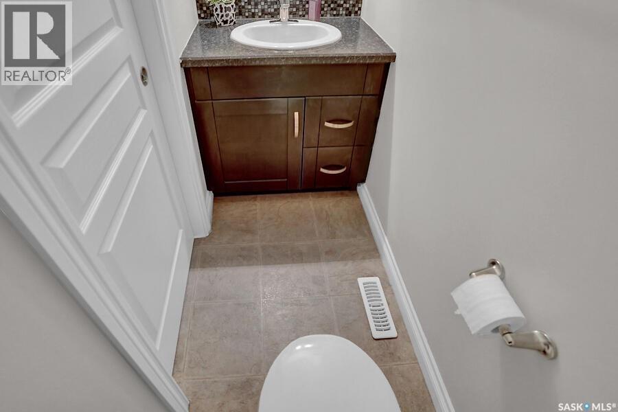 8705 Hincks Lane, Regina, Saskatchewan  S4Y 0B9 - Photo 17 - SK040539