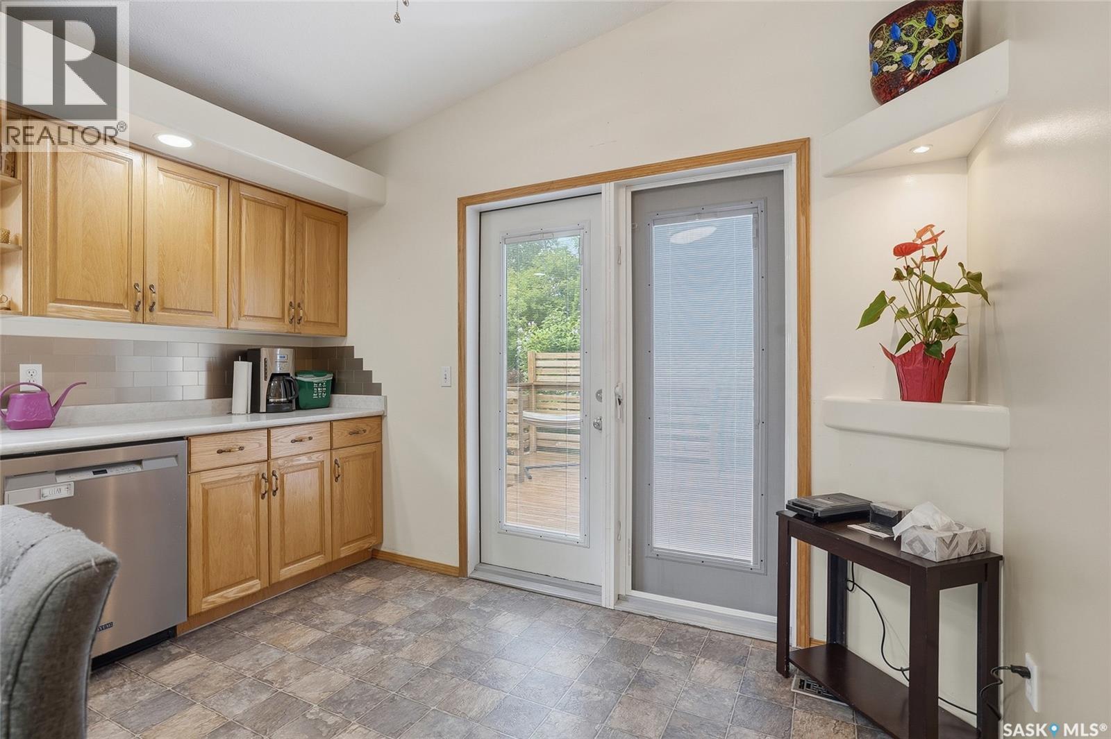130 Strumm Terrace, Saskatoon, Saskatchewan  S7M 5V4 - Photo 8 - SK040527
