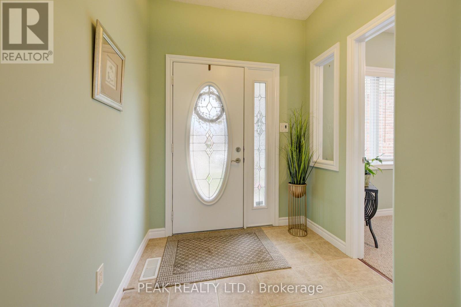 148 Devonshire Drive, Wilmot, Ontario  N3A 4J7 - Photo 3 - X13484218