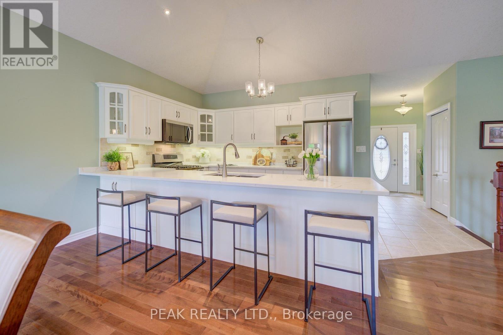 148 Devonshire Drive, Wilmot, Ontario  N3A 4J7 - Photo 5 - X13484218