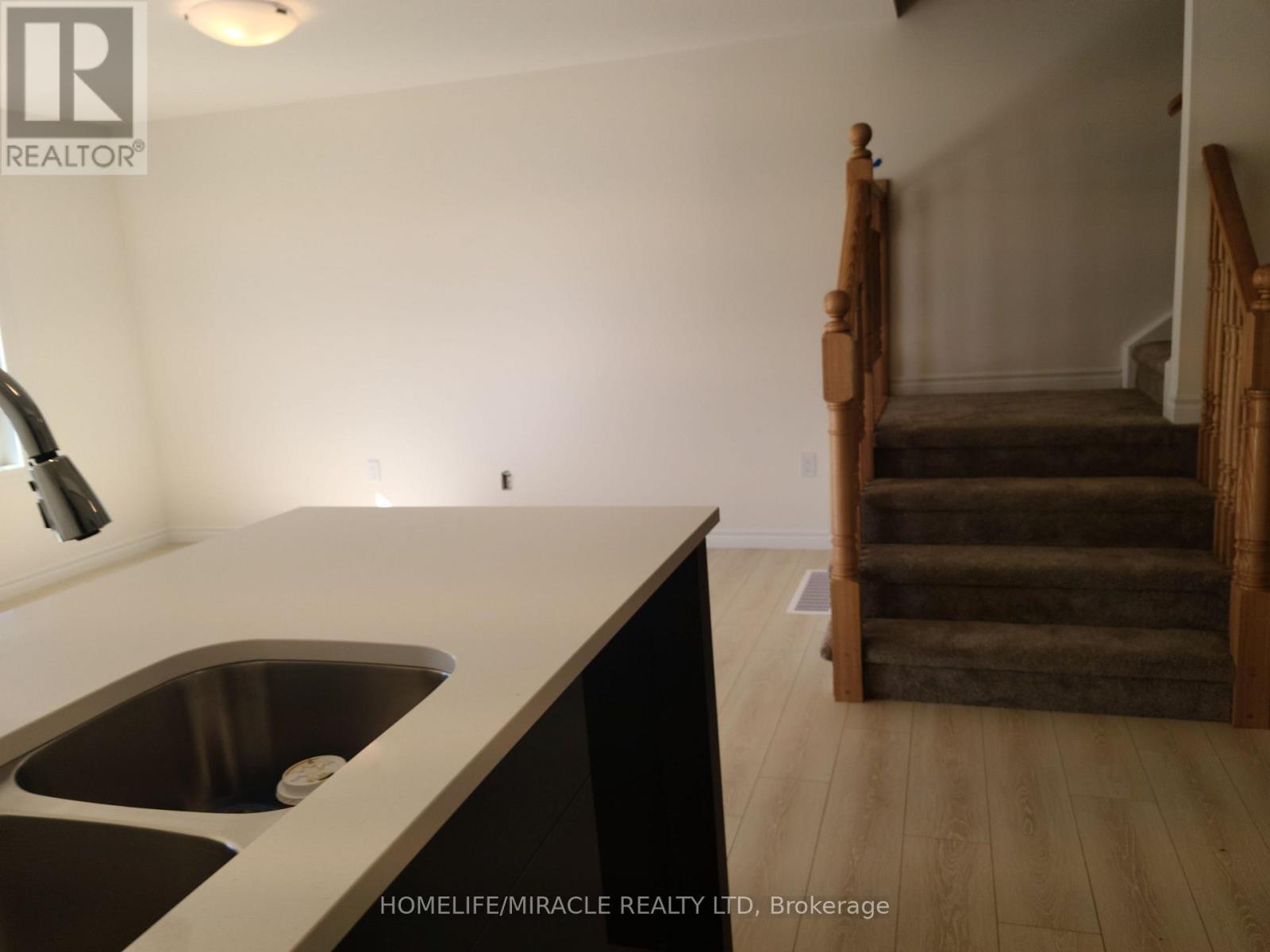117 Mattingley Street, Brant, Ontario  N3L 2M2 - Photo 11 - X13484292