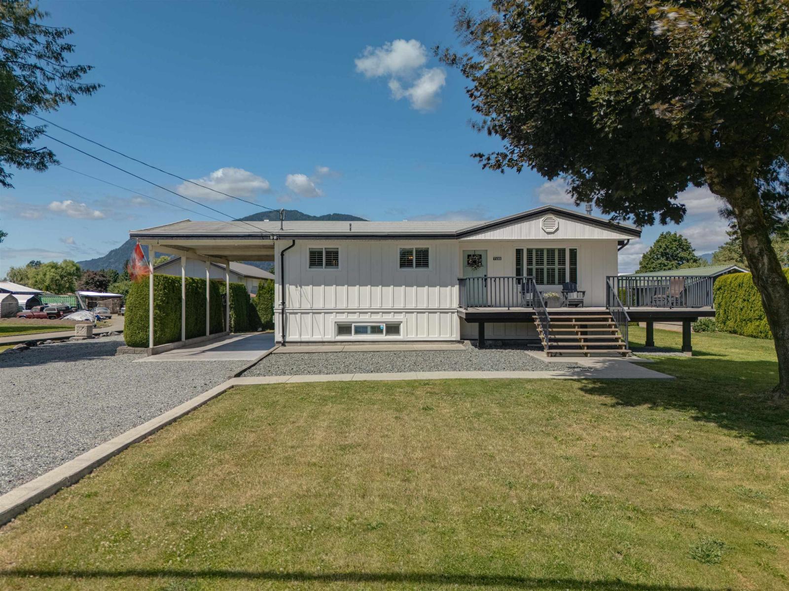 7135 Sumas Prairie Road, Greendale, Sardis - Greendale, British Columbia  V2R 4K1 - Photo 2 - R3139024
