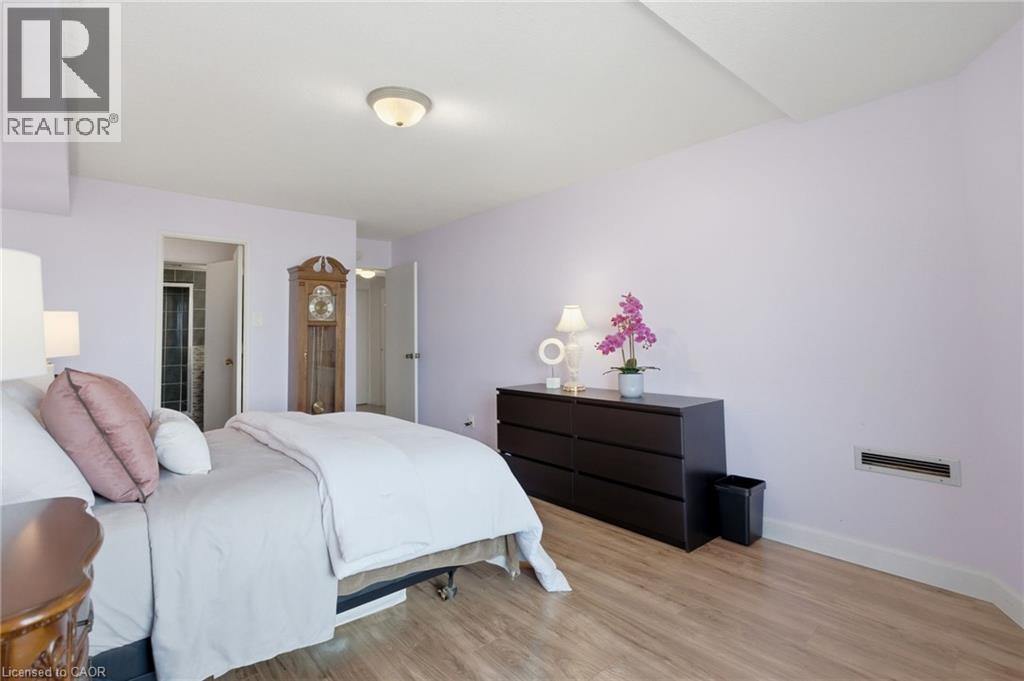 288 Mill Road Unit# E37, Etobicoke, Ontario  M9C 4X7 - Photo 15 - 40840695