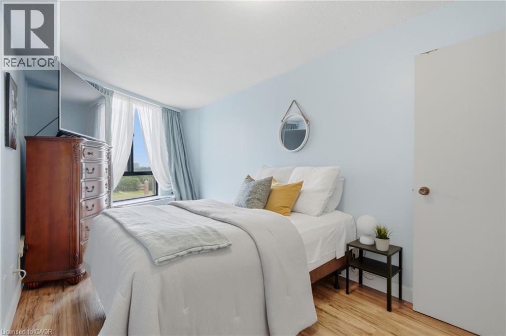 288 Mill Road Unit# E37, Etobicoke, Ontario  M9C 4X7 - Photo 16 - 40840695